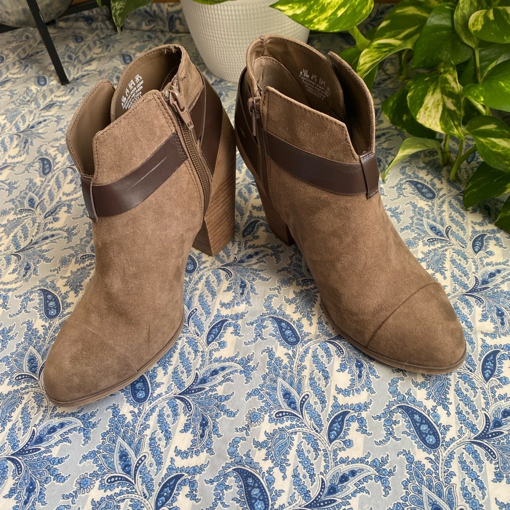 Carlos Ankle Boot Stacked Heel Strap Buckle Beige… - image 8